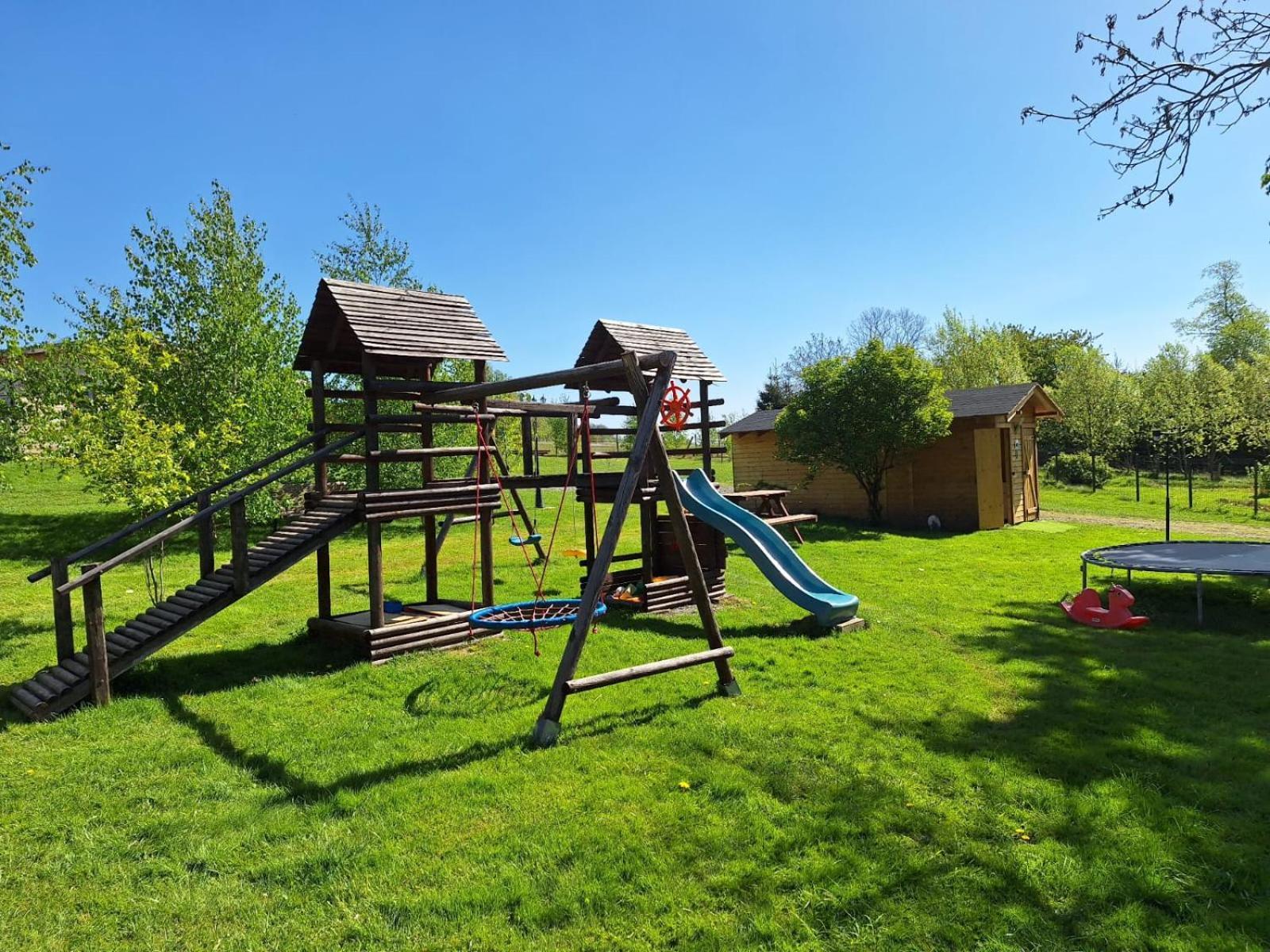 Górski Zakątek: Rodzinne Agroturystyczne Schronisko z Basenem Mirsk Exterior photo